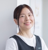 山本ひかる